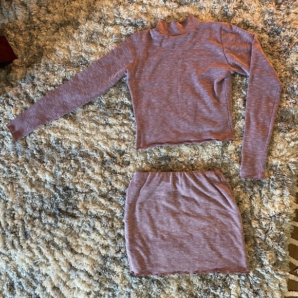 Matching Set - Picture 3 of 3